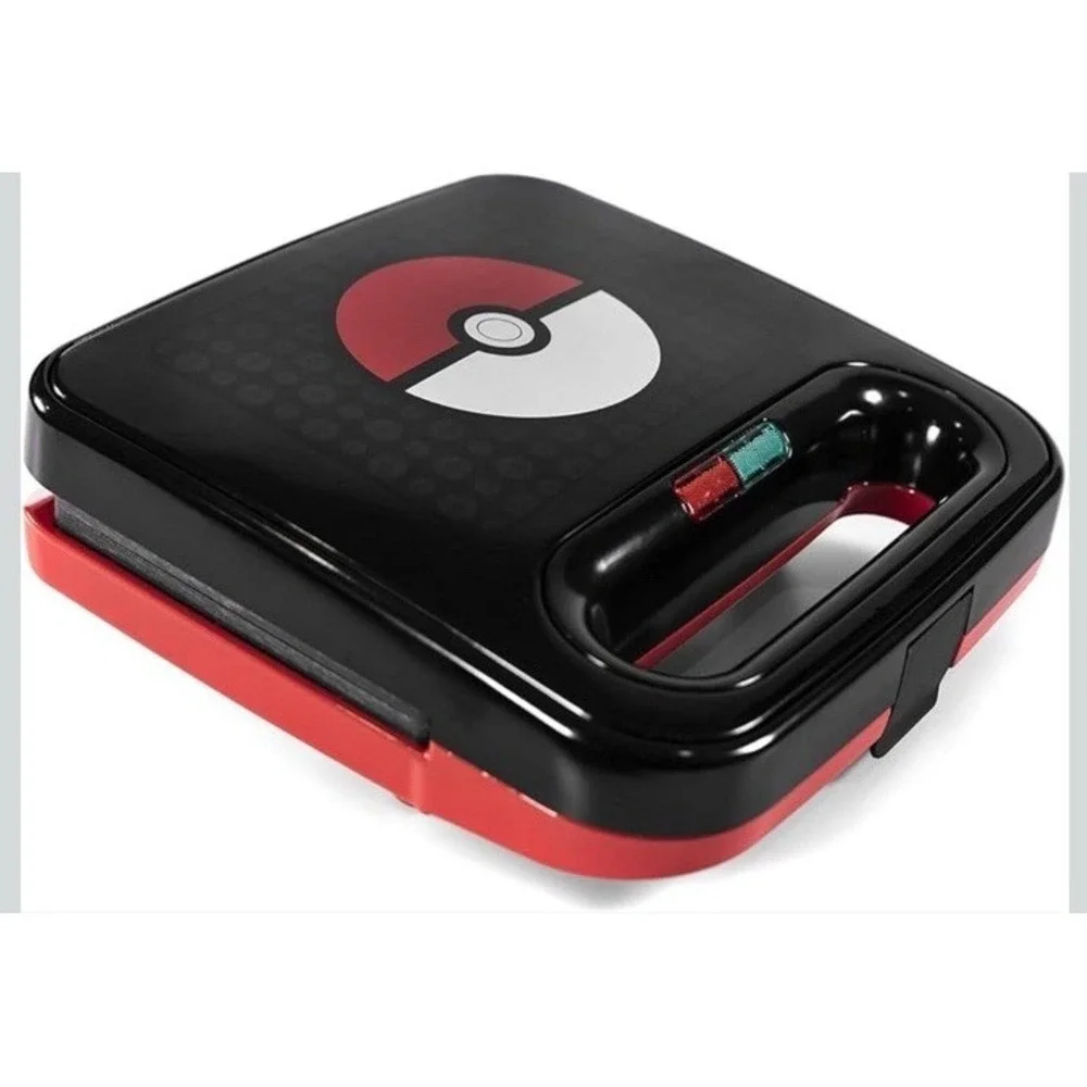 Uncanny Brands Pokemon Pikachu‎ Waffle Maker